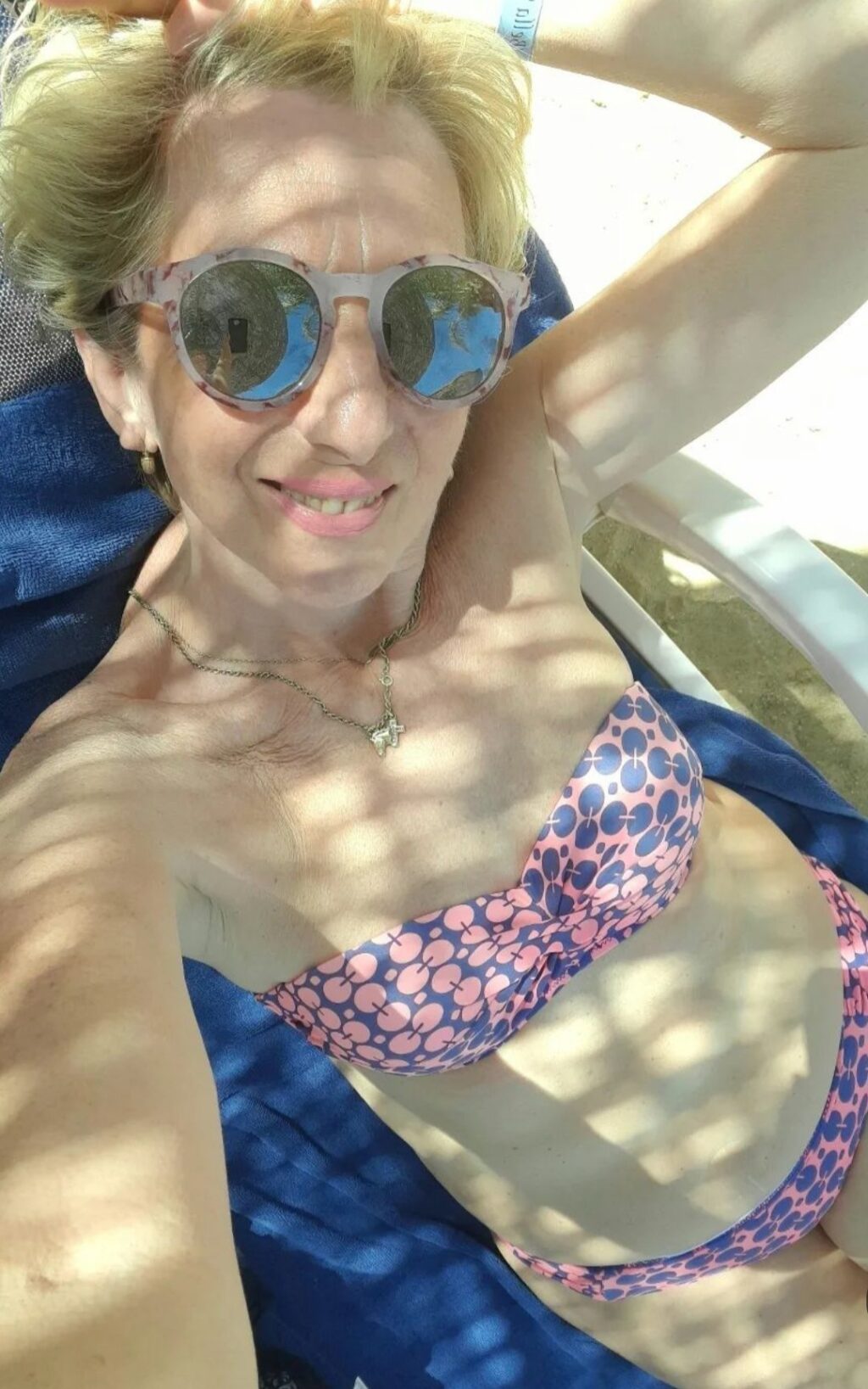 Luckasta bakica seksi